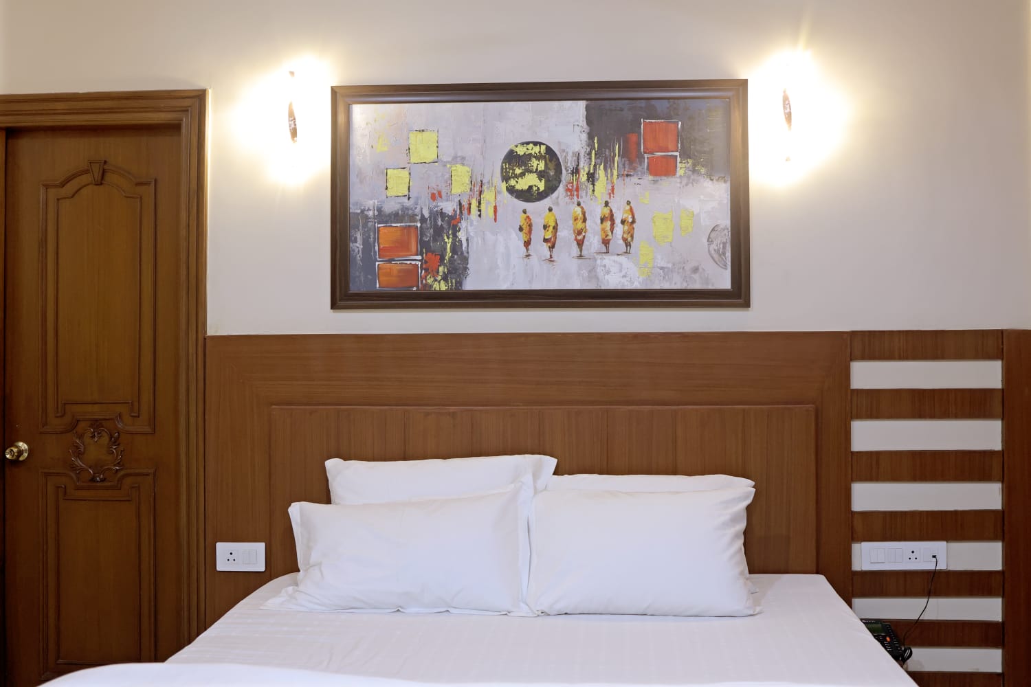 Luxury Rooms for a Short Stay in Jawahar Nagar, Jaipur--Jaipur